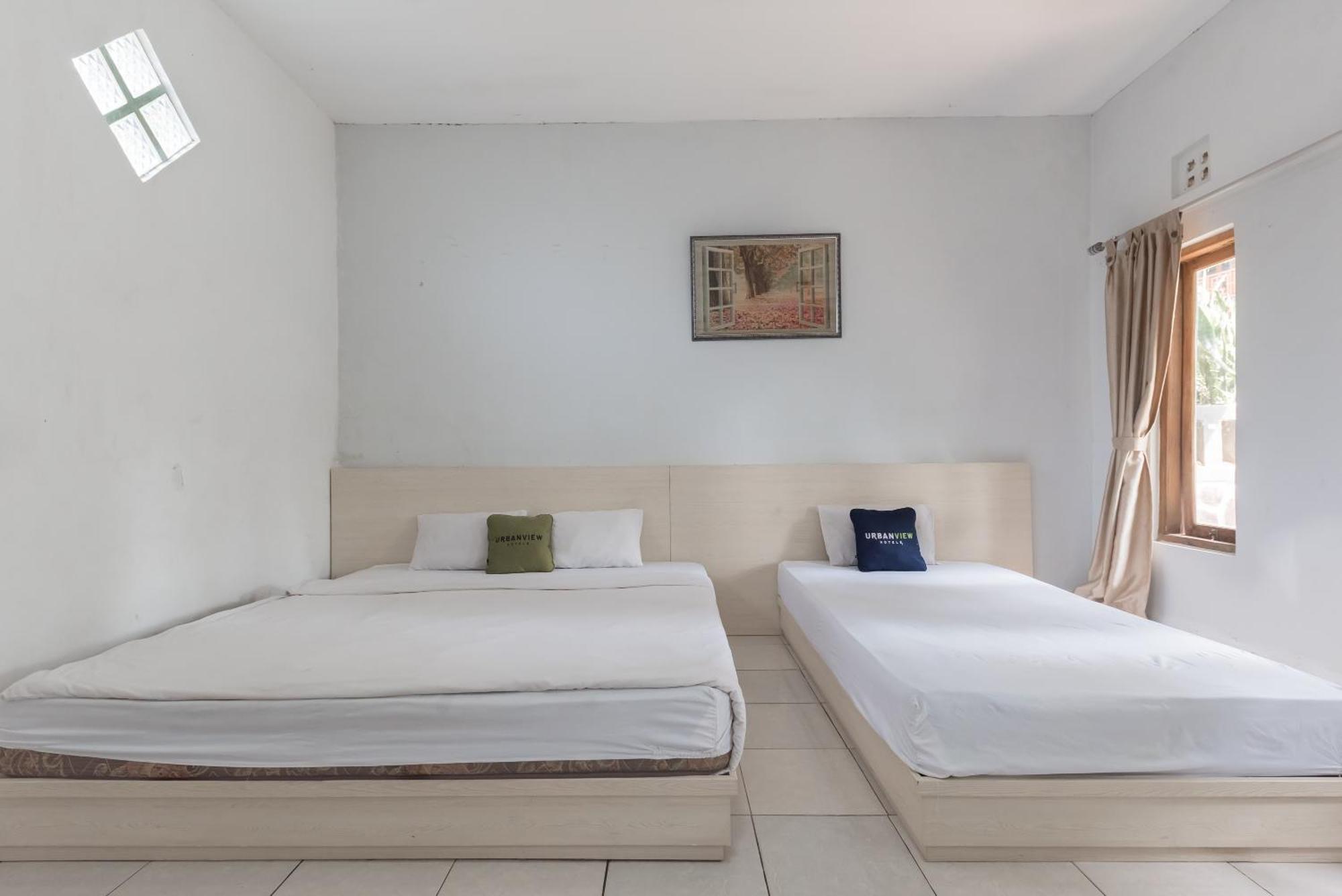 Hotel Urbanview D'pineapple Ciater By Reddoorz Subang